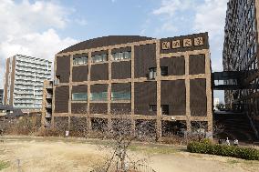 Kansai University Takatsuki Muse Campus Exterior, Logo and signboard
